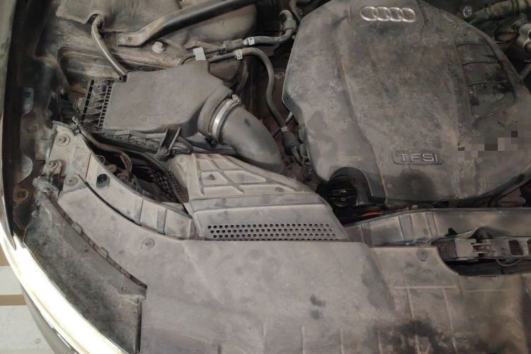 Used Audi Q5 2017 40 TFSI Ambition Edition Engine Bay Right