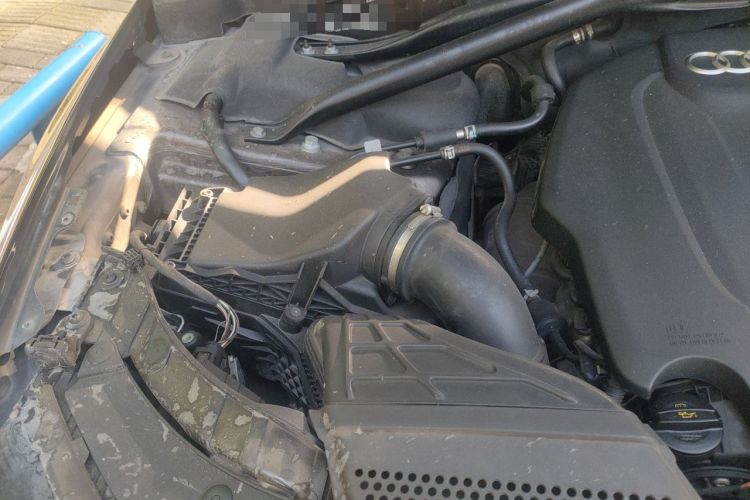 Used Audi Q5 2017 40 TFSI Technology Edition Engine Bay Right