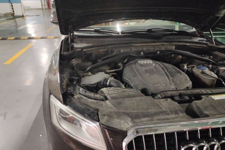 Used Audi Q5 2017 40 TFSI Ambition Edition Engine Bay Right