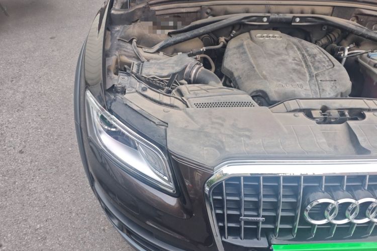 Used Audi Q5 2017 Plus 40 TFSI Technology Model Engine Bay Right