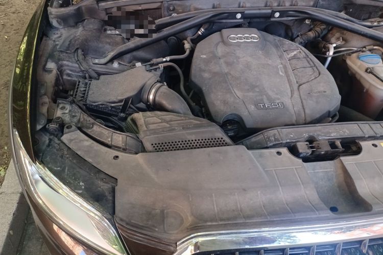 Used Audi Q5 2017 Plus 40 TFSI Technology Model Engine Bay Right