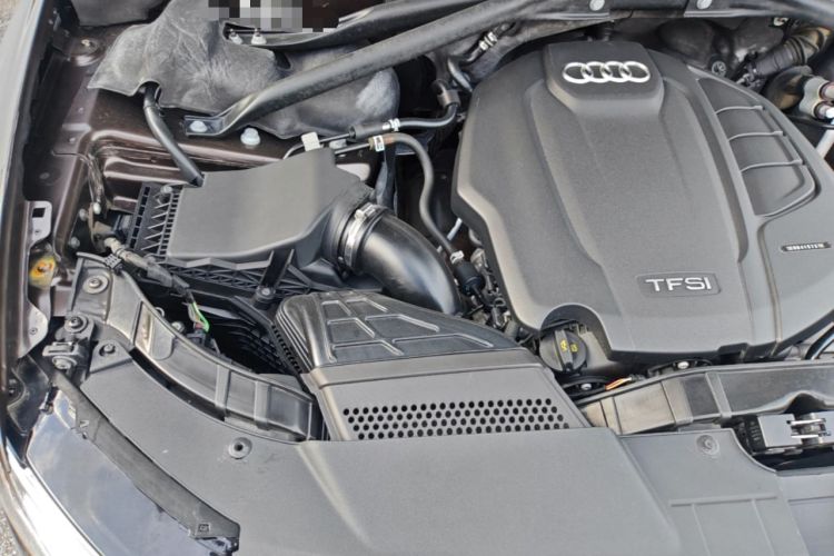 Used Audi Q5 2017 40 TFSI Comfort Model Engine Bay Right