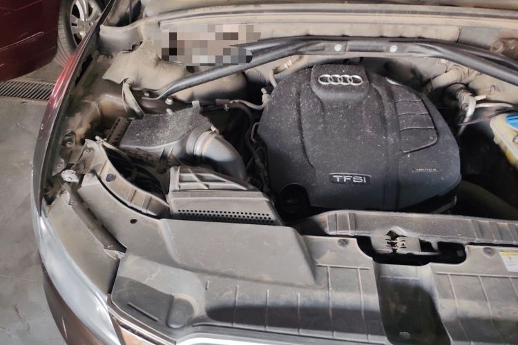 Used Audi Q5 2017 40 TFSI Ambition Edition Engine Bay Right