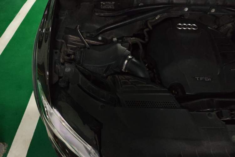 Used Audi Q5 2017 Plus 40 TFSI Technology Model Engine Bay Right