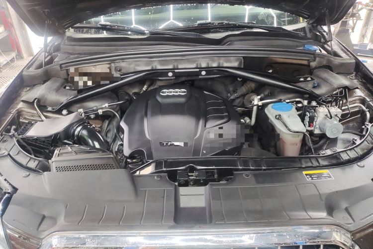 Used Audi Q5 2017 Plus 40 TFSI Technology Model Engine Bay