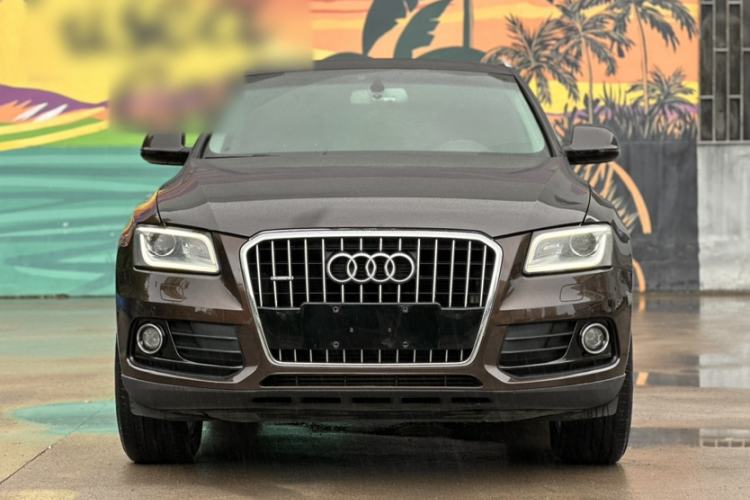 Used Audi Q5 2017 40 TFSI Comfort Model Exterior 1