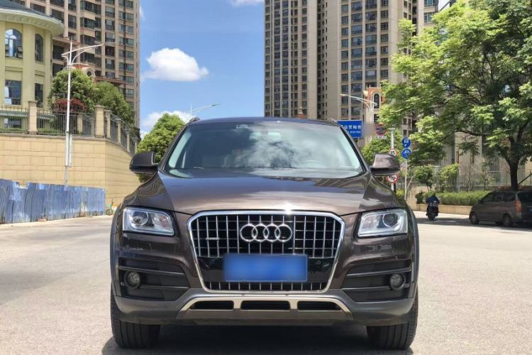 Used Audi Q5 2017 Plus 40 TFSI Technology Model Exterior 1