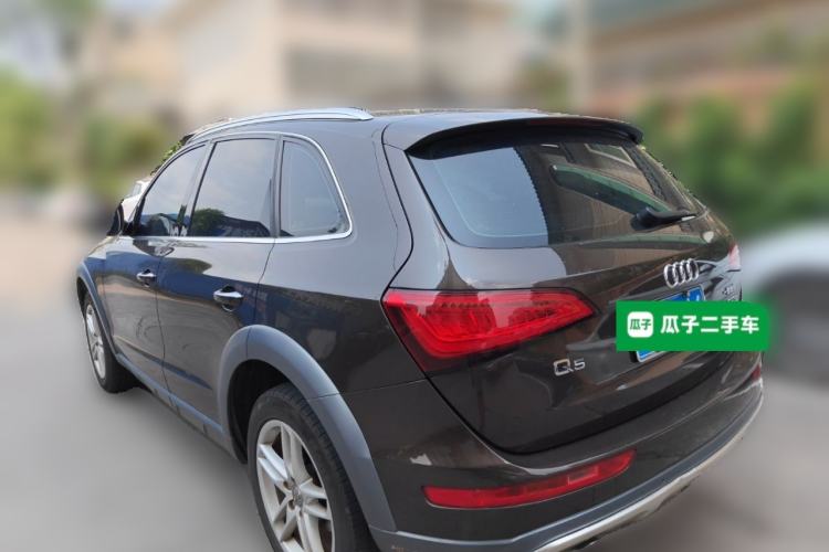 Used Audi Q5 2017 Plus 40 TFSI Technology Model Exterior 3