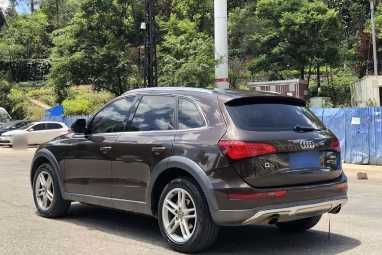 Used Audi Q5 2017 Plus 40 TFSI Technology Model Exterior 3