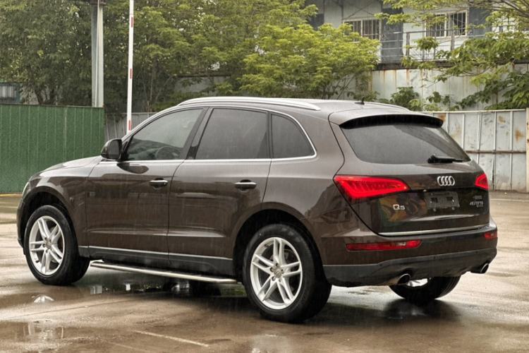 Used Audi Q5 2017 40 TFSI Comfort Model Exterior 4