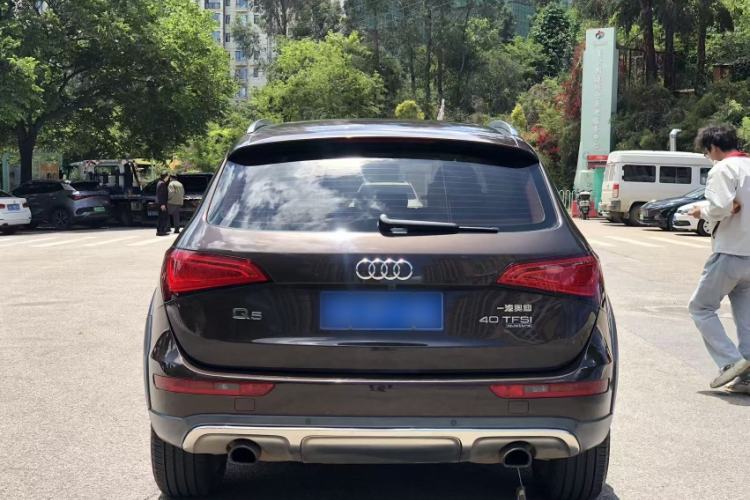 Used Audi Q5 2017 Plus 40 TFSI Technology Model Exterior 4