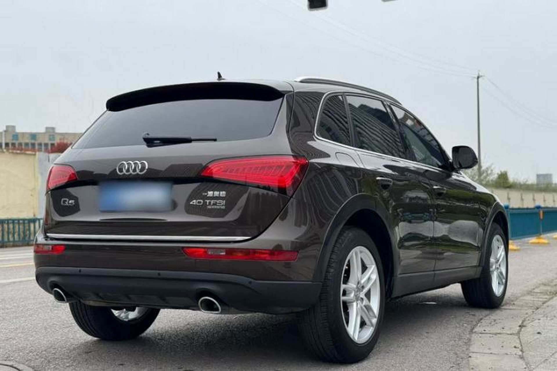 Used Audi Q5 2017 40 TFSI Comfort Model Exterior 4