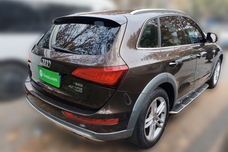 Used Audi Q5 2017 Plus 40 TFSI Technology Model Exterior 5