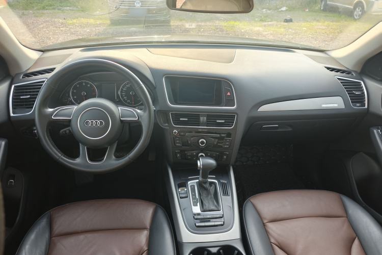 Used Audi Q5 2017 Plus 40 TFSI Ambition Model Exterior 5