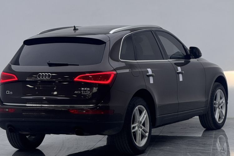Used Audi Q5 2017 40 TFSI Comfort Model Exterior 5
