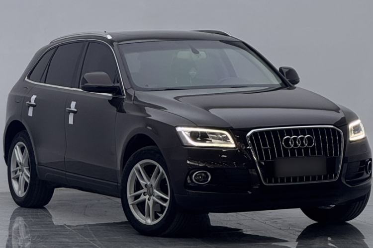 Used Audi Q5 2017 40 TFSI Comfort Model Exterior 8