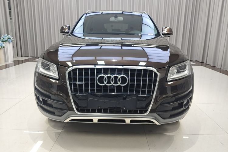 Used Audi Q5 2017 Plus 40 TFSI Technology Model Front