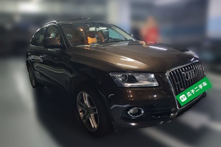 Used Audi Q5 2017 40 TFSI Technology Edition Front Right 45 Deg
