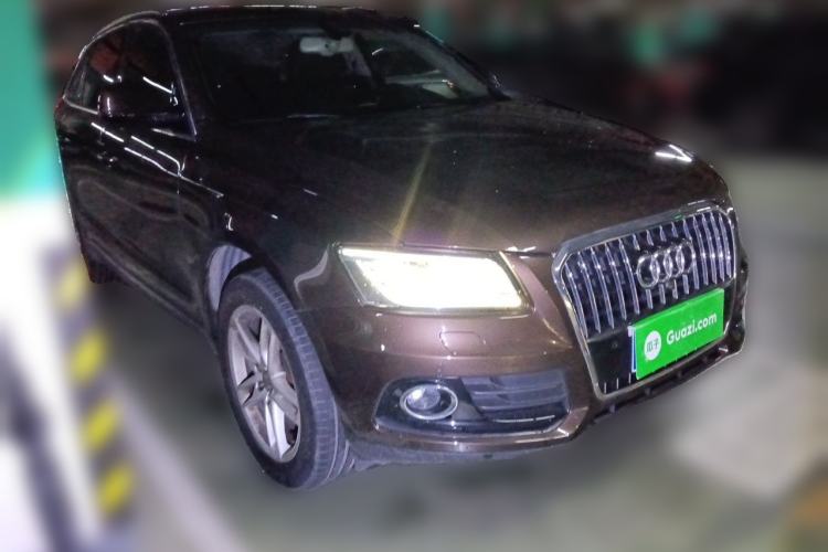 Used Audi Q5 2017 40 TFSI Technology Edition Front Right 45 Deg
