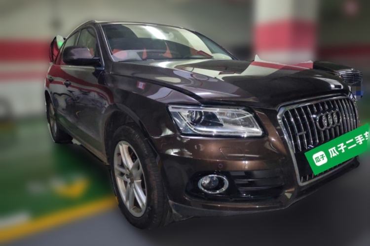 Used Audi Q5 2017 40 TFSI Technology Edition Front Right 45 Deg