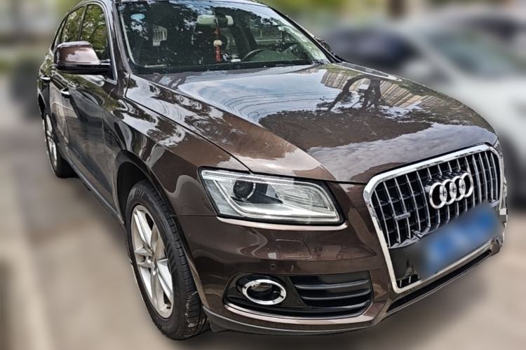 Used Audi Q5 2017 40 TFSI Technology Edition Front Right 45 Deg