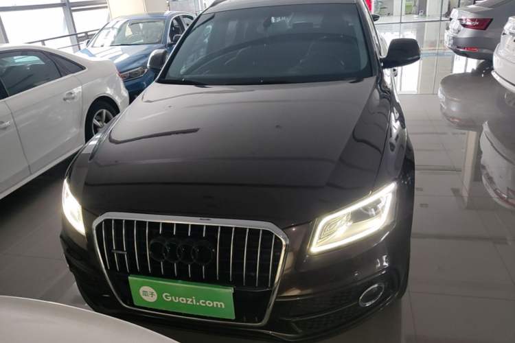 Used Audi Q5 2017 Plus 40 TFSI Ambition Model Front