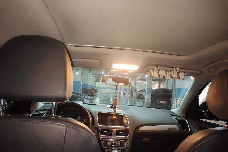 Used Audi Q5 2017 40 TFSI Ambition Edition Headliner