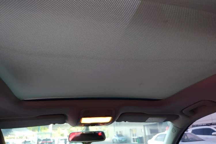 Used Audi Q5 2017 Plus 40 TFSI Comfort Model Headliner
