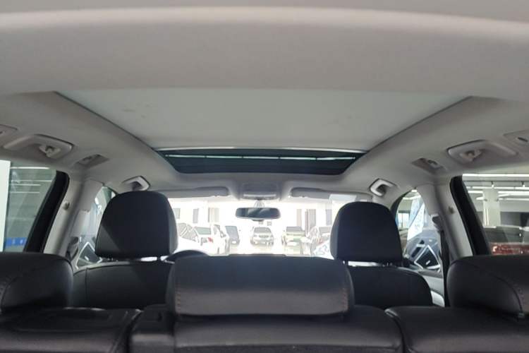 Used Audi Q5 2017 Plus 40 TFSI Technology Model Headliner