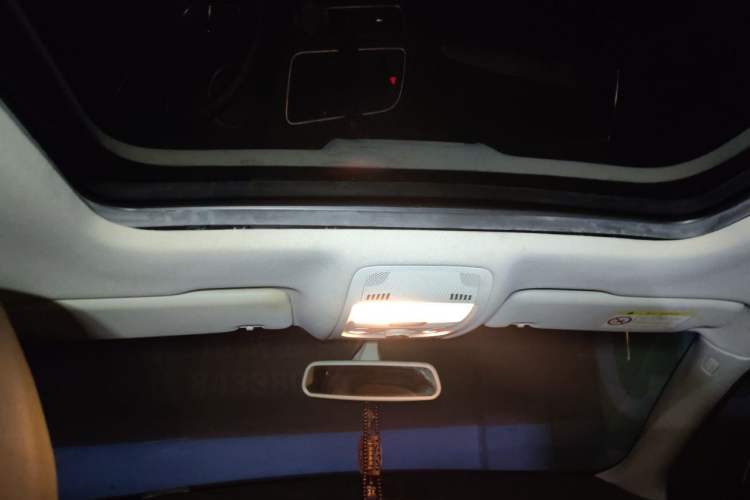 Used Audi Q5 2017 Plus 40 TFSI Ambition Model Headliner