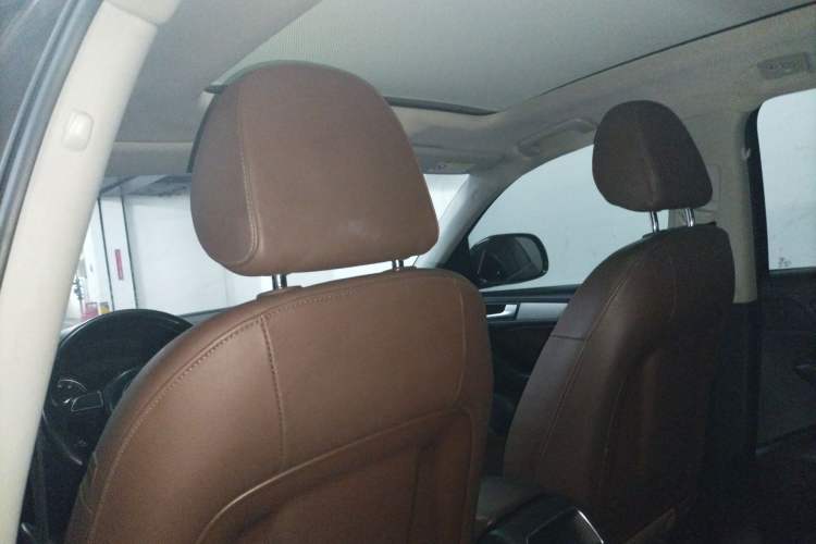 Used Audi Q5 2017 40 TFSI Ambition Edition Headliner