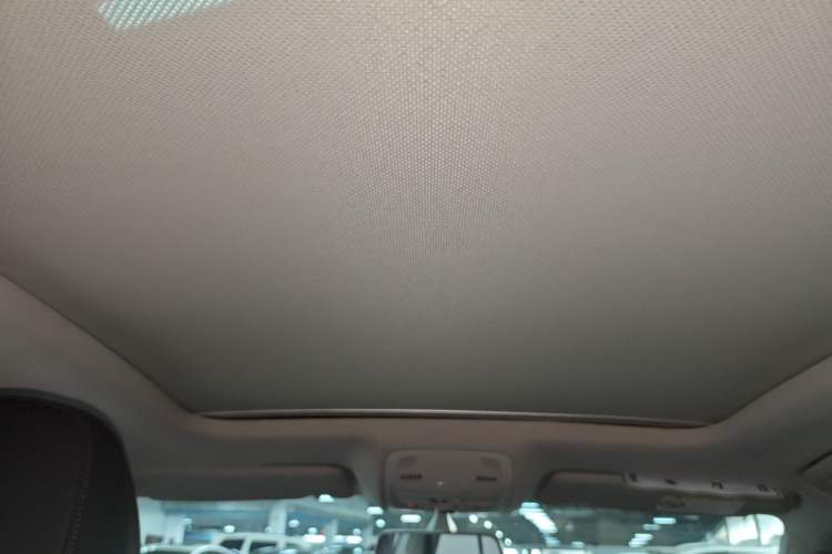 Used Audi Q5 2017 Plus 40 TFSI Ambition Model Headliner