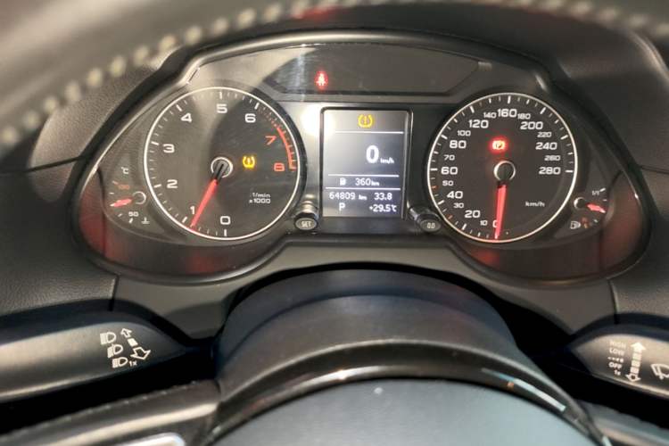 Used Audi Q5 2017 40 TFSI Ambition Edition Instrument Cluster