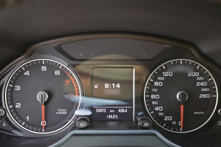 Used Audi Q5 2017 40 TFSI Comfort Model Instrument Cluster