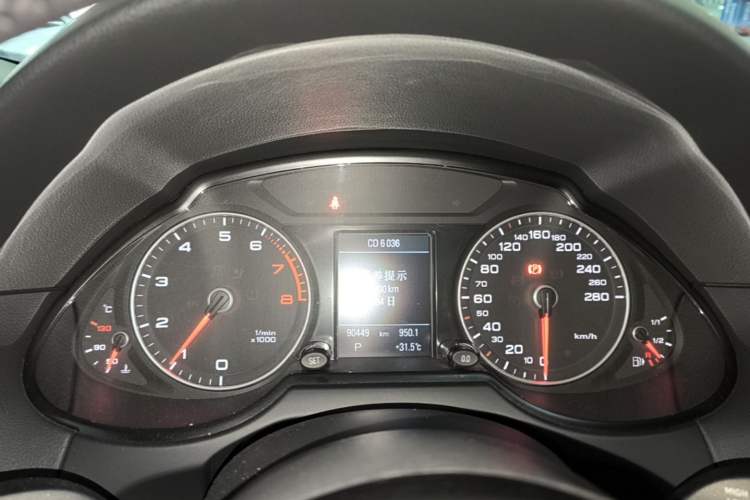 Used Audi Q5 2017 40 TFSI Technology Edition Instrument Cluster