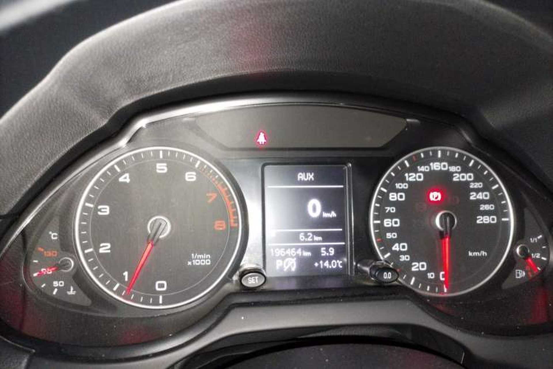 Used Audi Q5 2017 40 TFSI Ambition Edition Instrument Cluster