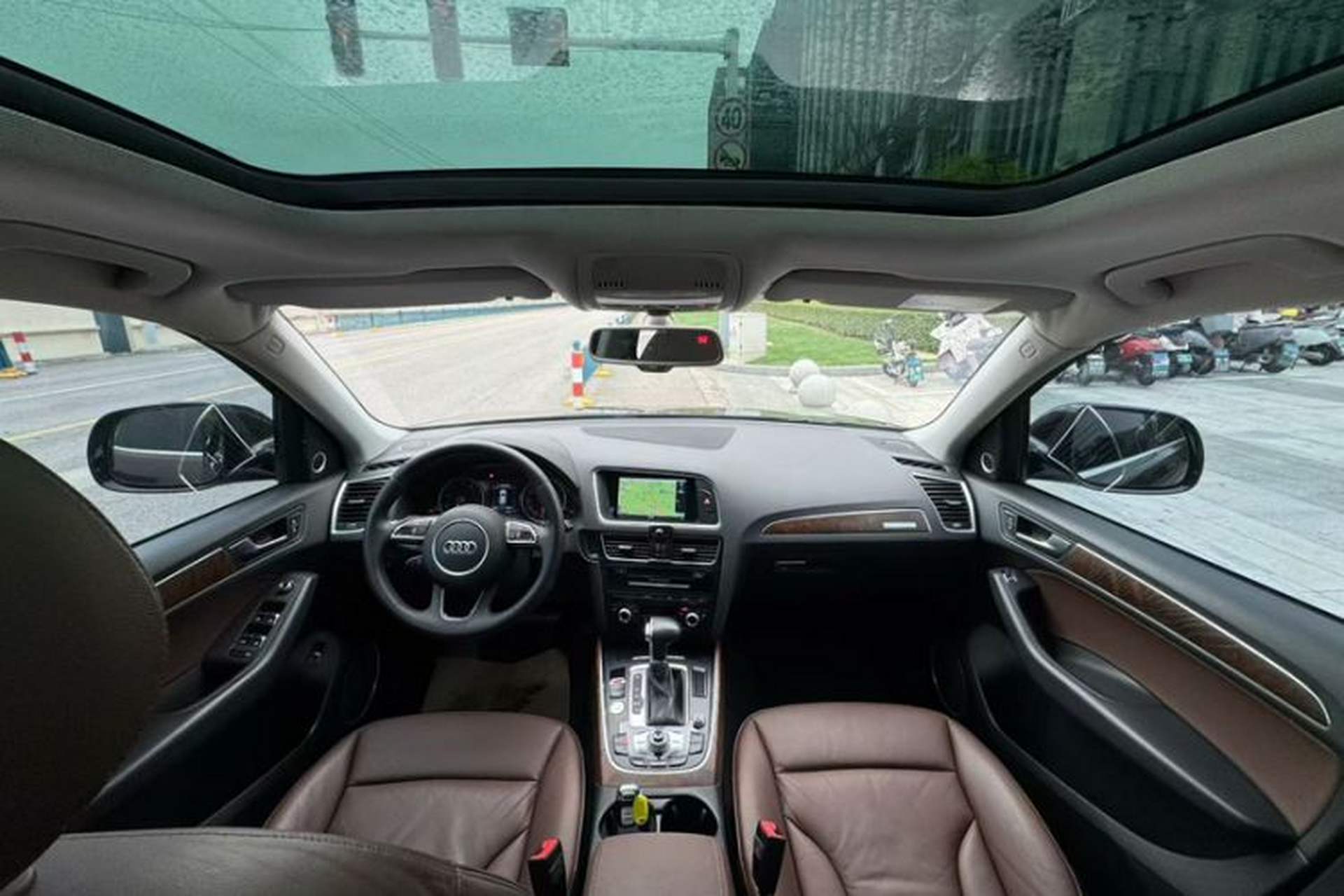 Used Audi Q5 2017 40 TFSI Comfort Model Interior 1
