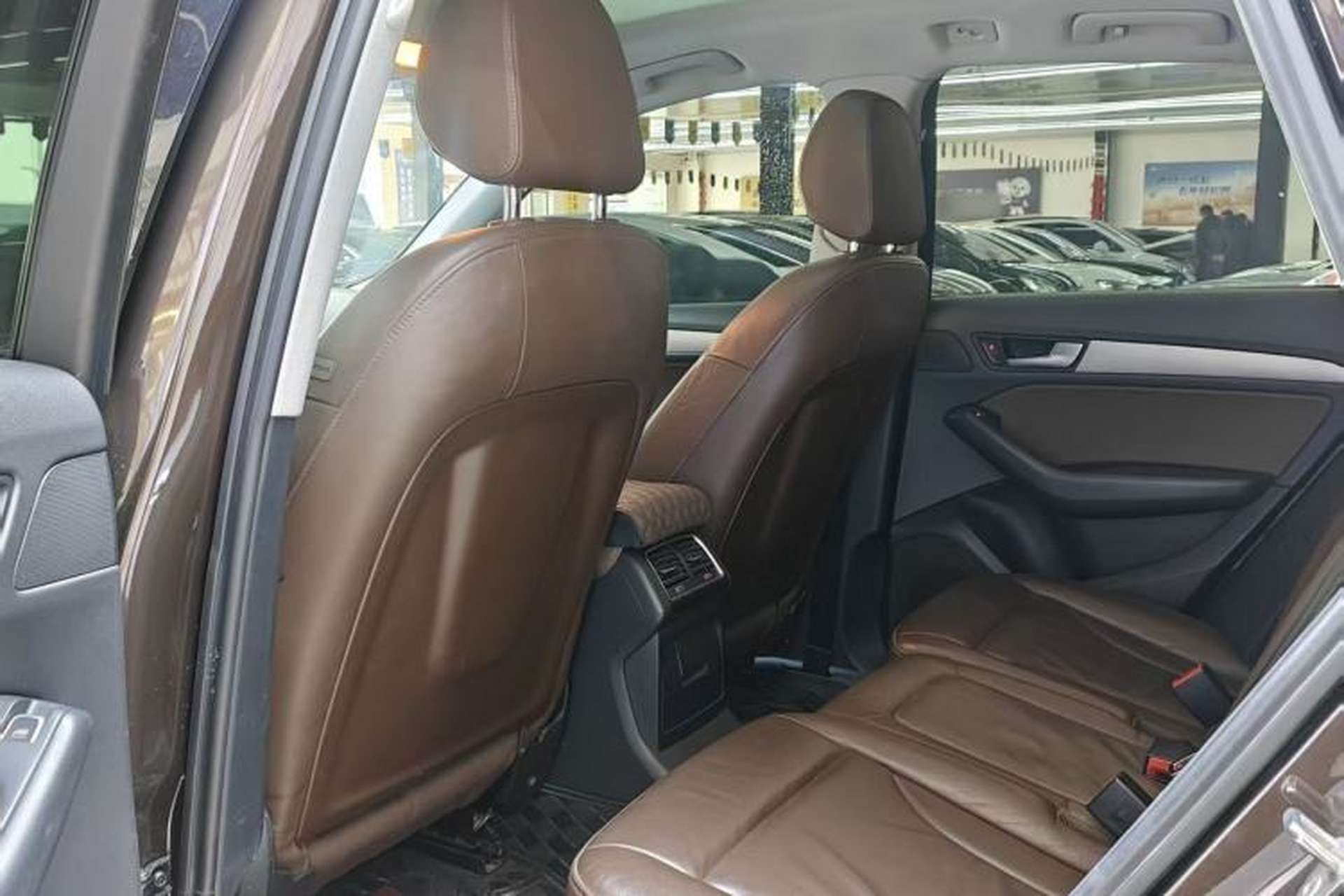 Used Audi Q5 2017 40 TFSI Ambition Edition Interior 2