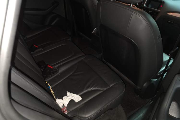 Used Audi Q5 2017 40 TFSI Ambition Edition Interior 9