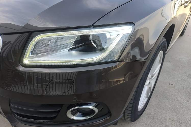Used Audi Q5 2017 40 TFSI Technology Edition Left Front Headlight