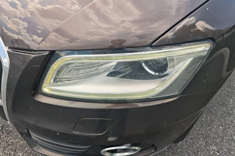 Used Audi Q5 2017 40 TFSI Ambition Edition Left Front Headlight