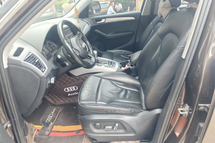 Used Audi Q5 2017 40 TFSI Technology Edition Left Front Seat