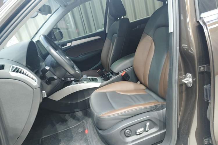 Used Audi Q5 2017 Plus 40 TFSI Technology Model Left Front Seat
