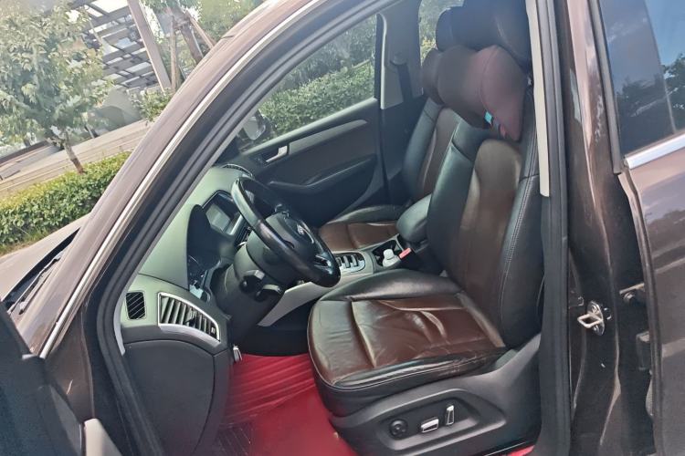 Used Audi Q5 2017 40 TFSI Ambition Edition Left Front Seat