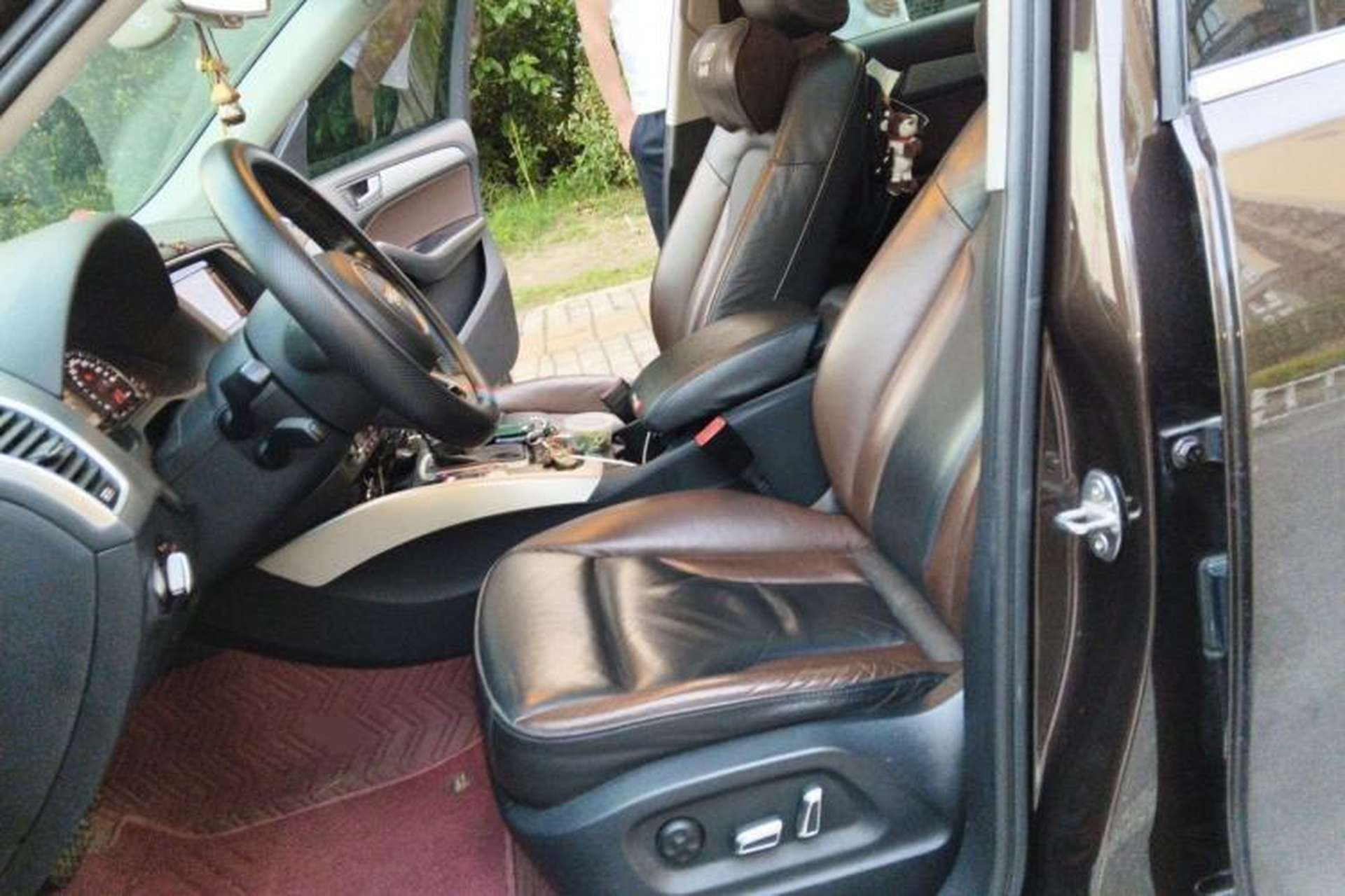 Used Audi Q5 2017 Plus 40 TFSI Technology Model Left Front Seat