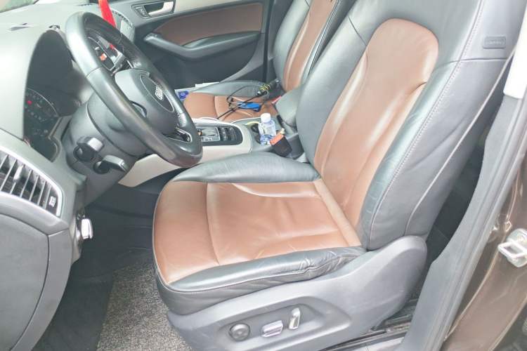 Used Audi Q5 2017 40 TFSI Ambition Edition Left Front Seat
