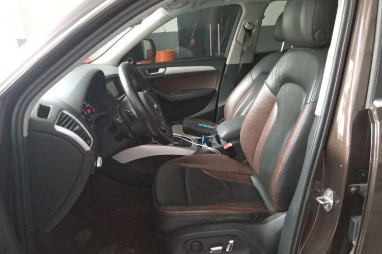 Used Audi Q5 2017 40 TFSI Technology Edition Left Front Seat