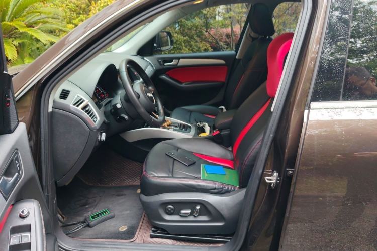 Used Audi Q5 2017 Plus 40 TFSI Technology Model Left Front Seat