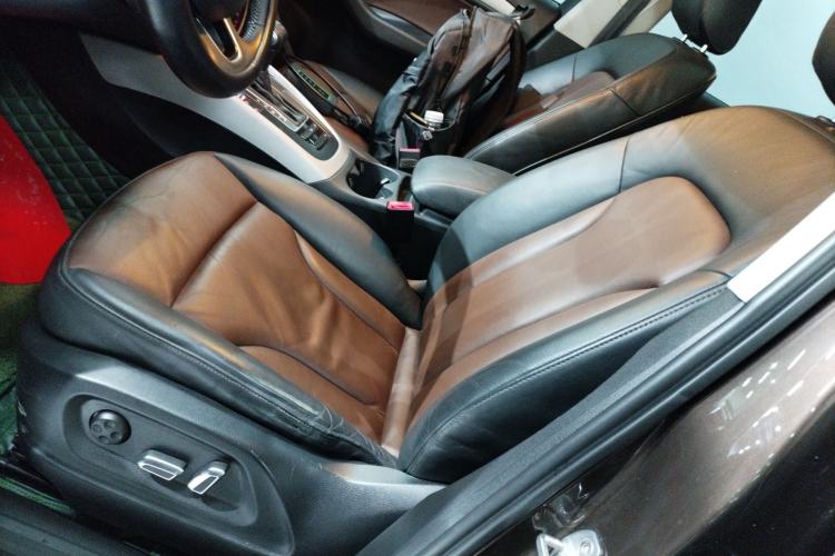Used Audi Q5 2017 40 TFSI Ambition Edition Left Front Seat