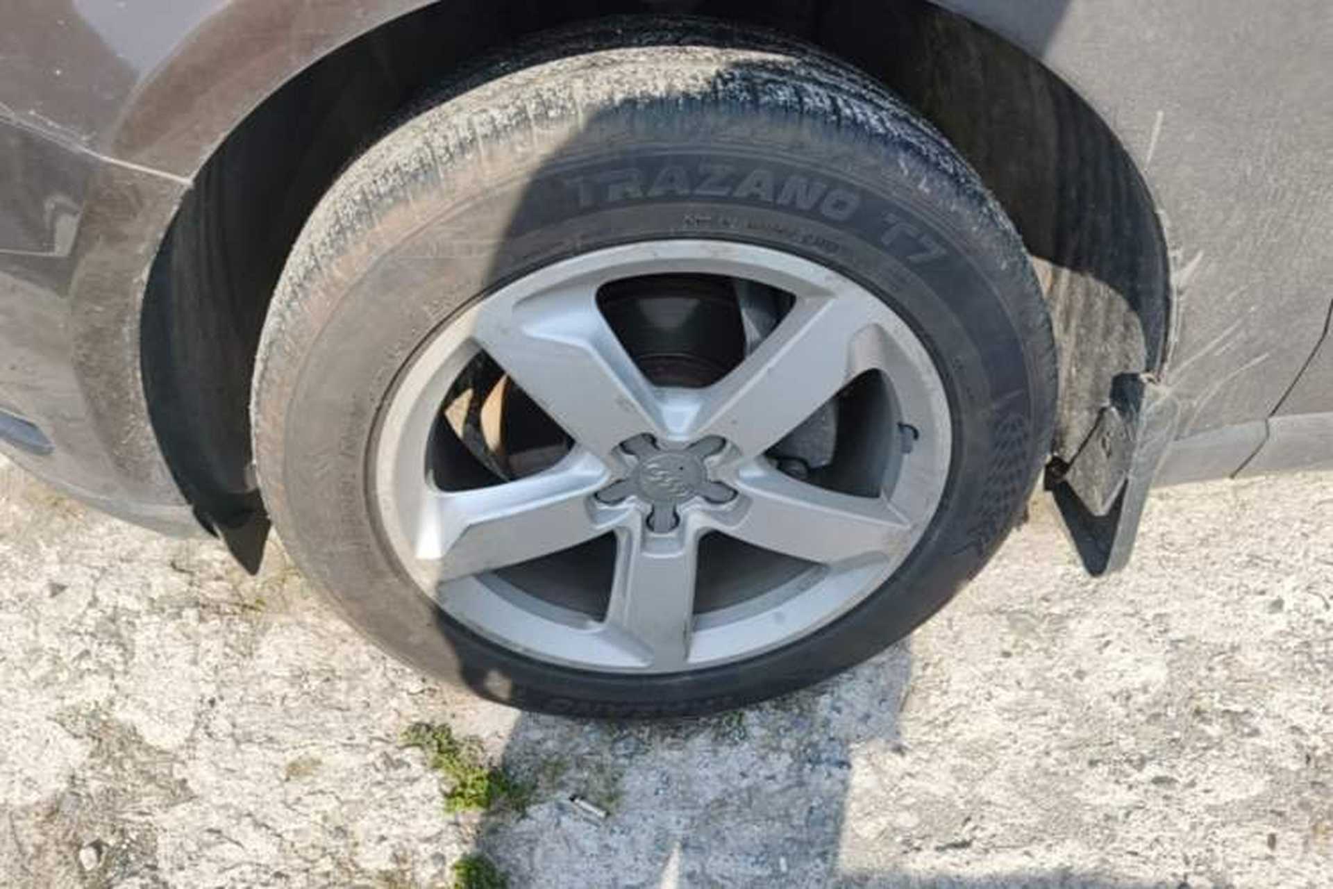 Used Audi Q5 2017 40 TFSI Ambition Edition Left Front Wheel Hub